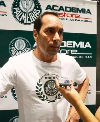  Edmundo diz que Gabriel Jesus 'Está voando' e merece ser titular na Olimpíada