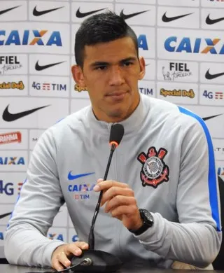 Balbuena volta ao Corinthians, mas só fala sobre Tite: 