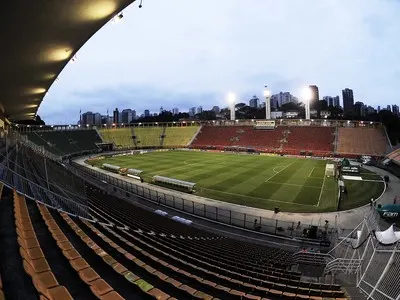 Palmeiras busca embalo e desafia tabu contra classificado Corinthians