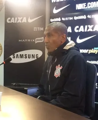 Cristóvão faz mistério no Corinthians, mas cogita mudança; veja a provável