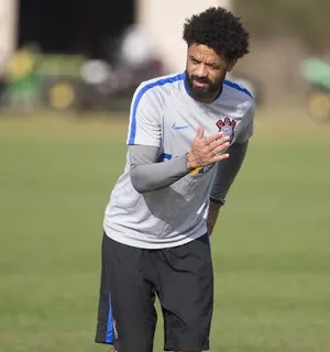 Cristian se recupera e corre no campo; veja o boletim médico do Corinthians