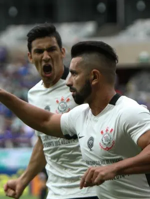 De virada, Cruzeiro bate o Corinthians e tira o rival paulista da Libertadores