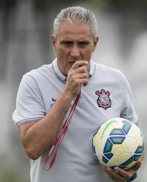 Perto do título, Corinthians treina e dá domingo de folga aos jogadores