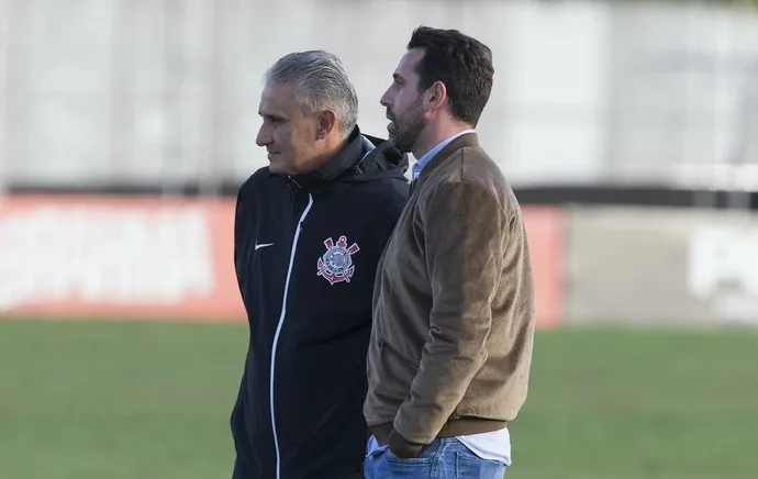 Tite e Edu Gaspar se despedem do Corinthians na arena; veja detalhes