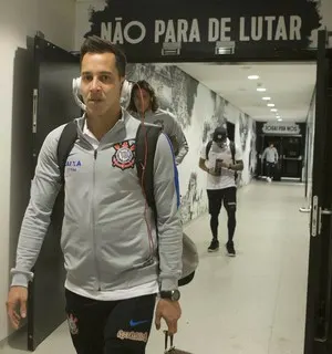 Como Rodriguinho se tornou o melhor jogador do Corinthians após as críticas