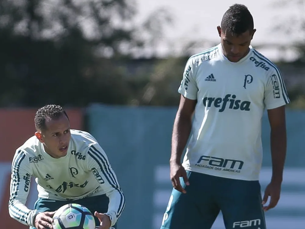 Após derrota, Palmeiras pode ter Guerra, Borja e Felipe Melo em clássico