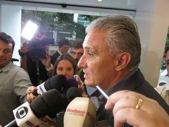 Tite encontra Dunga, Gilmar e Del Nero, mas evita falar sobre Seleção