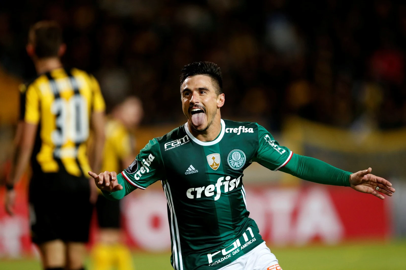 Virada é com ele: Willian simboliza com gols famoso grito da torcida do Palmeiras