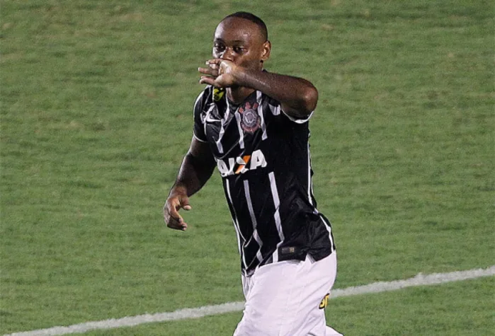 NÚMEROS: Vagner Love é o destaque do hexacampeão Corinthians