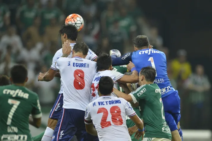 Após demitir técnico, Mattos afirma: 'Complicou a Libertadores'