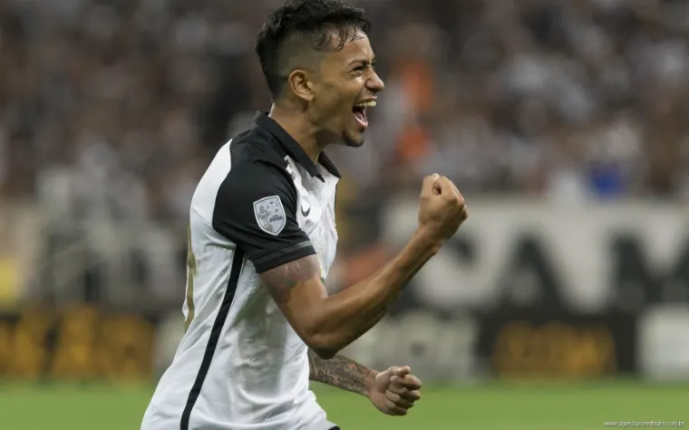 Timão espera definição do Cruzeiro para acertar compra de 50% de Lucca