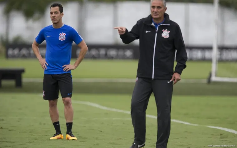 Rodriguinho retorna e Timão terá só três titulares contra a Ponte na Arena