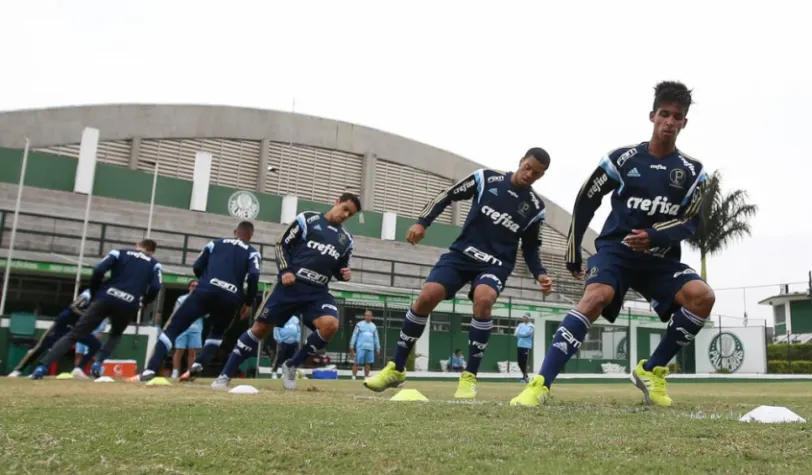 Jovens se juntam ao elenco do Verdão e veem Luan se destacar em teste