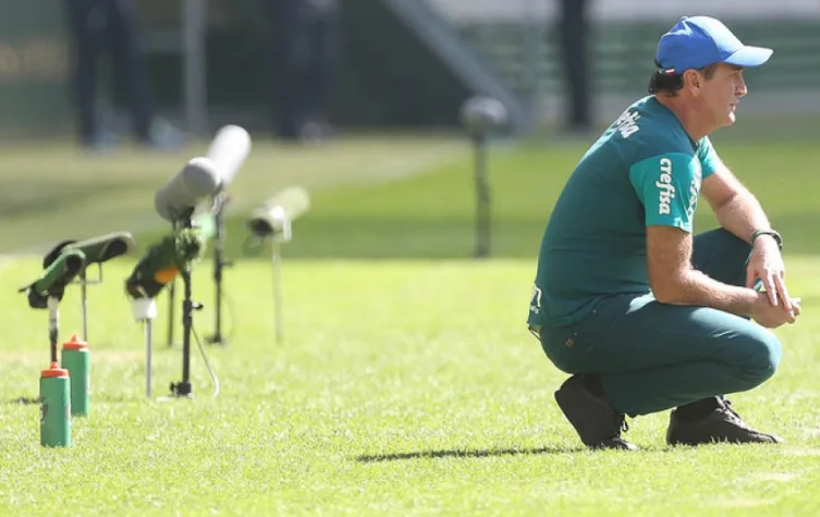 VÍDEO: Cuca analisa partida do Palmeiras e parabeniza Atlético-MG pela vitória