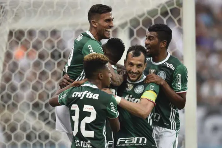 Vídeo com familiares motiva grupo do Palmeiras antes do Dérbi