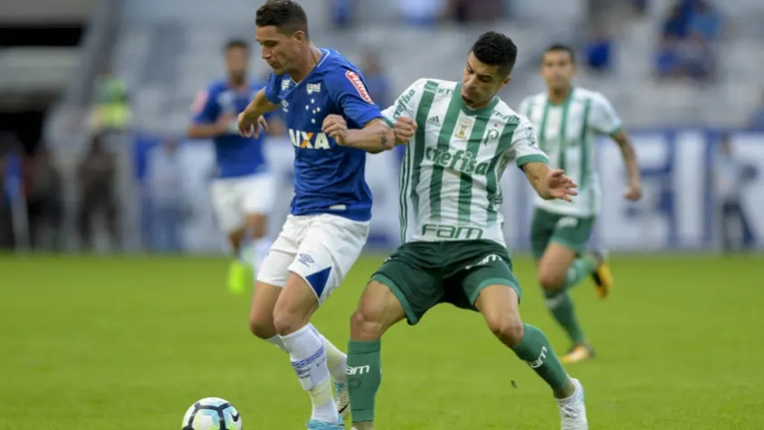 Lucas Romero garante muita luta do Cruzeiro contra o Palmeiras