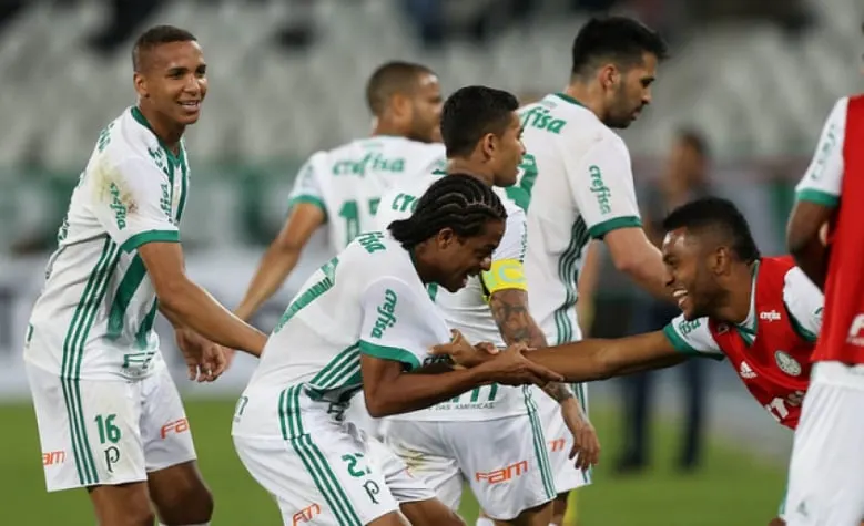  Deusverson! Gol salvador faz atacante cair nas graças da torcida do Palmeiras