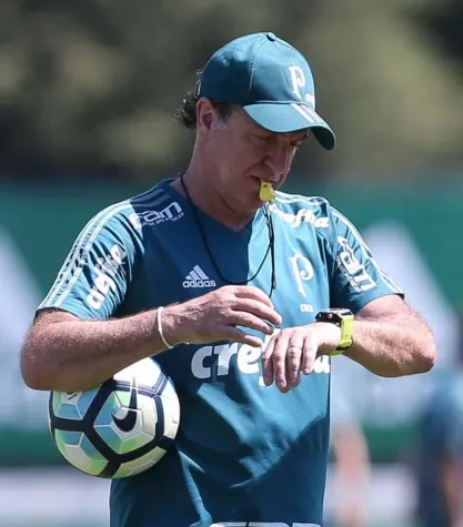 Palmeiras arma defesa, meio e ataque titulares em três times diferentes