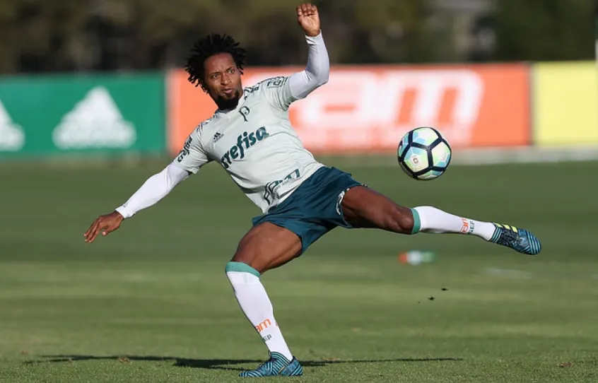 Zé Roberto vai se aposentar e chama a torcida para a despedida no Allianz