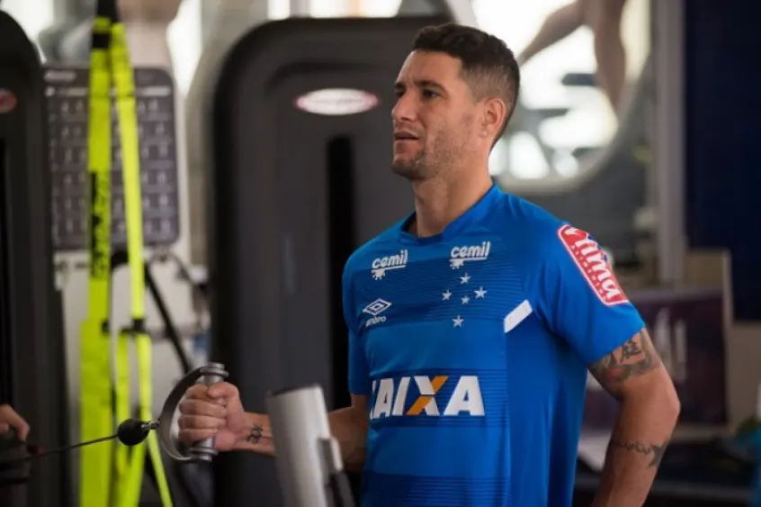 Thiago Neves revela desejo: 'Tenho vontade de jogar no Corinthians'