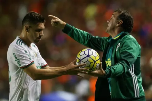 Palmeiras chega ao quarto gol de lateral no Brasileiro: 'Mérito do Cuca'