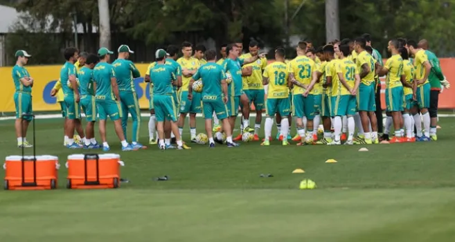Palmeiras define tática para receber o melhor visitante: 'Vamos para cima'
