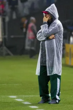 Entre críticas e freguesia na Arena, Levir Culpi reencontra o Corinthians