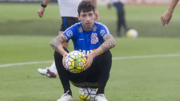 Oswaldo pede permanência de Rildo em 2017. Corinthians agenda reunião