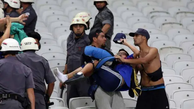 Corinthians vai cobrar La U por danos à Arena; 26 chilenos são presos