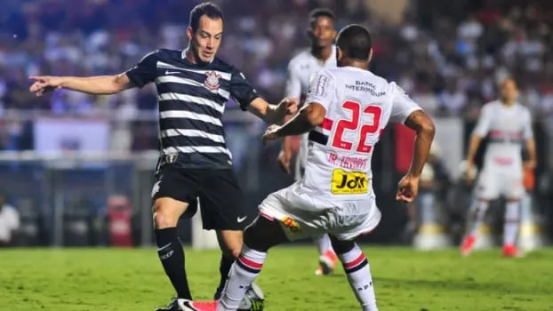 Você disse clássico? Corinthians abre vantagem no São Paulo em duelo 'fiel'