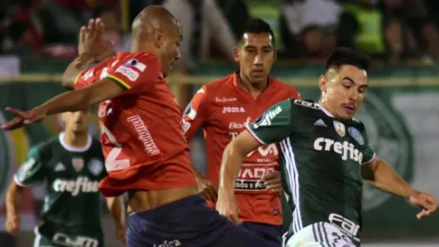 Palmeiras sai atrás e ameaça reagir de novo, mas perde na Bolívia