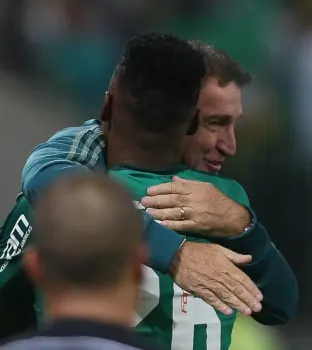 Jogada na Cuca! Reveja dois gols idênticos trabalhados pelo Palmeiras