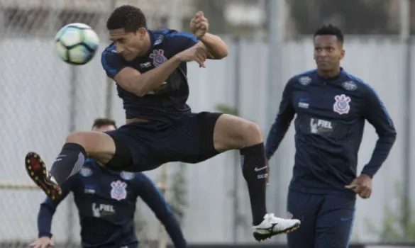 Prioridade para o Corinthians, Pablo já recebe sondagem de clube europeu