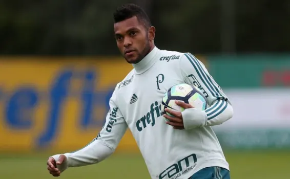 Elenco alviverde realiza treino tático antes de viagem a Belo Horizonte-MG