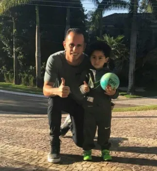 Palmeiras libera Guerra para cuidar do filho e Borja vira dúvida