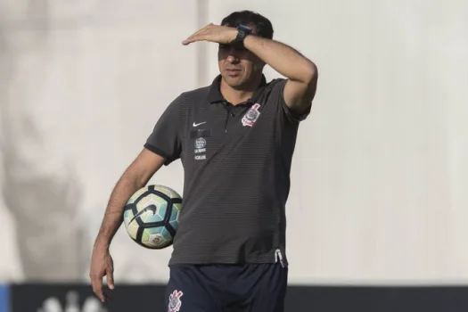 Jogadores apoiam treino teórico de Carille antes da grande decisão contra o Independiente