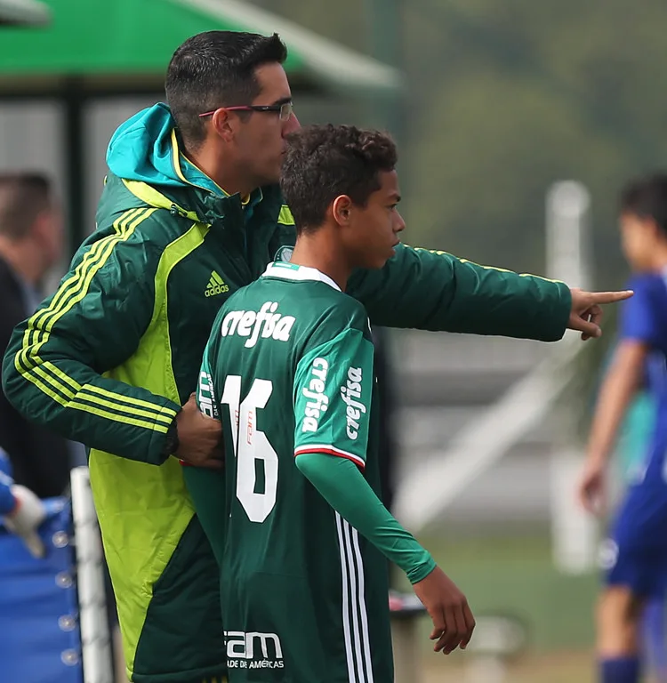 Sub-15 do Palmeiras goleia o Marília e conhece adversários na terceira fase do Paulista