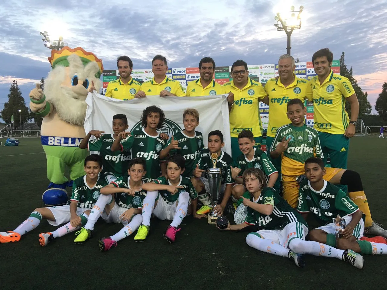 Sub-11 do Palmeiras é campeão de torneio no Japão com 40 gols marcados em seis jogos