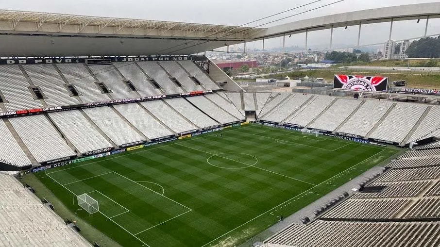 Expectativa de bom estado do gramado para partida do Corinthians