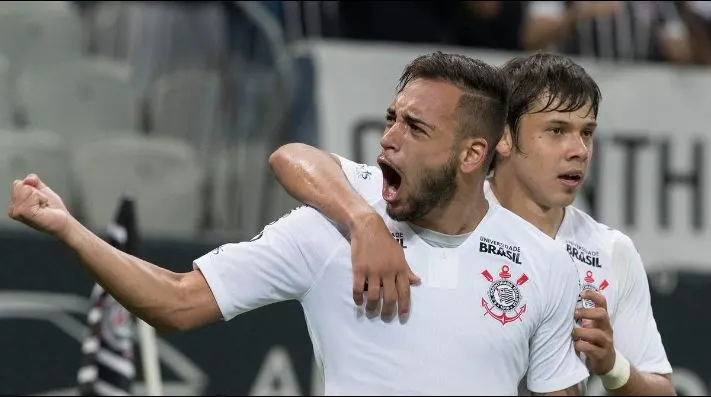 Maycon volta à pauta no Corinthians e diretoria pode ter prejuízo de até R$ 1,4 milhões