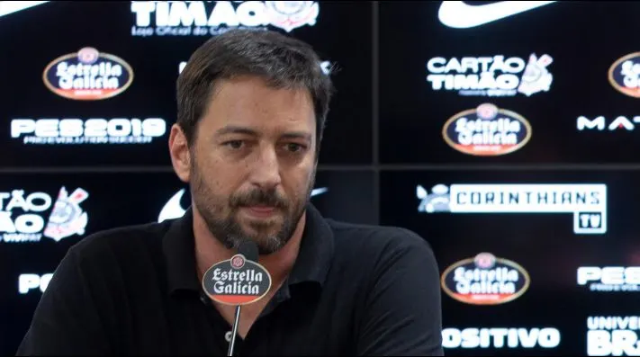 Atlético-MG tenta contratar zagueiro do Corinthians e situação preocupa Duílio