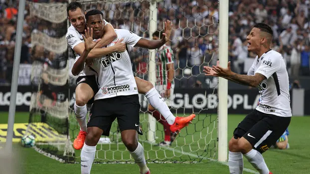 Top 10: Corinthians elege as dez maiores viradas da história do clube; confira