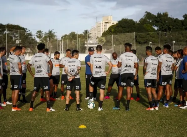 [ENQUETE] Sula ou Brasileirão: Qual torneio o Corinthians tem mais chances de ser campeão?