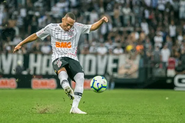 Sem Pedrinho, Carille vai levar Janderson para segundo jogo consecutivo no Corinthians