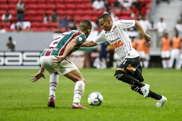 [COMENTE] Como você avalia a estreia de Janderson na equipe titular do Corinthians?