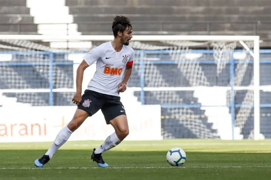 Jornal português revela interesse do Sporting em zagueiro da equipe sub-23 do Corinthians; confira