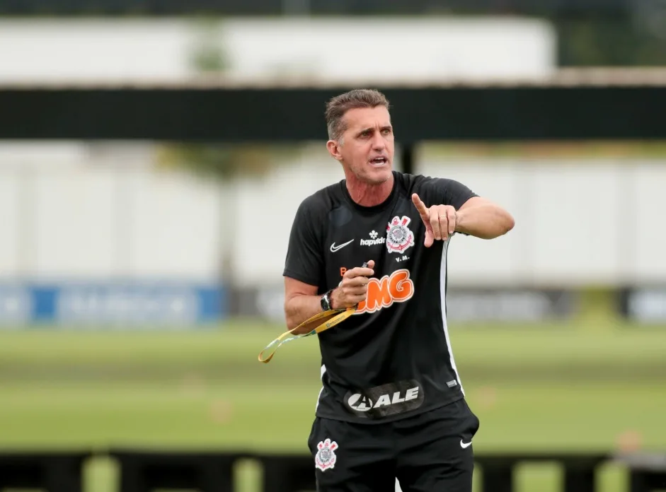 Vagner Mancini pode ser o quinto técnico do Corinthians a conquistar vitória em Dérbi desde 2008