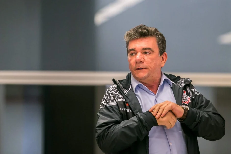 Andrés Sanchez fala sobre renovação de GP e nega ter participado de aumento salarial 