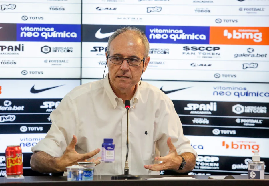 Corinthians quase dobra receita de patrocínio e publicidade em 2021