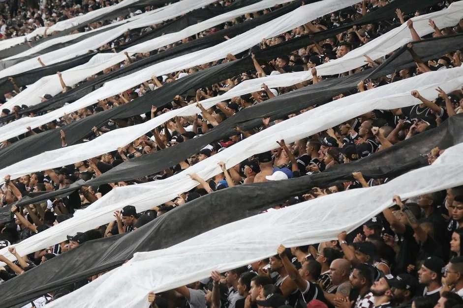 Corinthians termina o ano com o segundo maior público pagante do campeonato